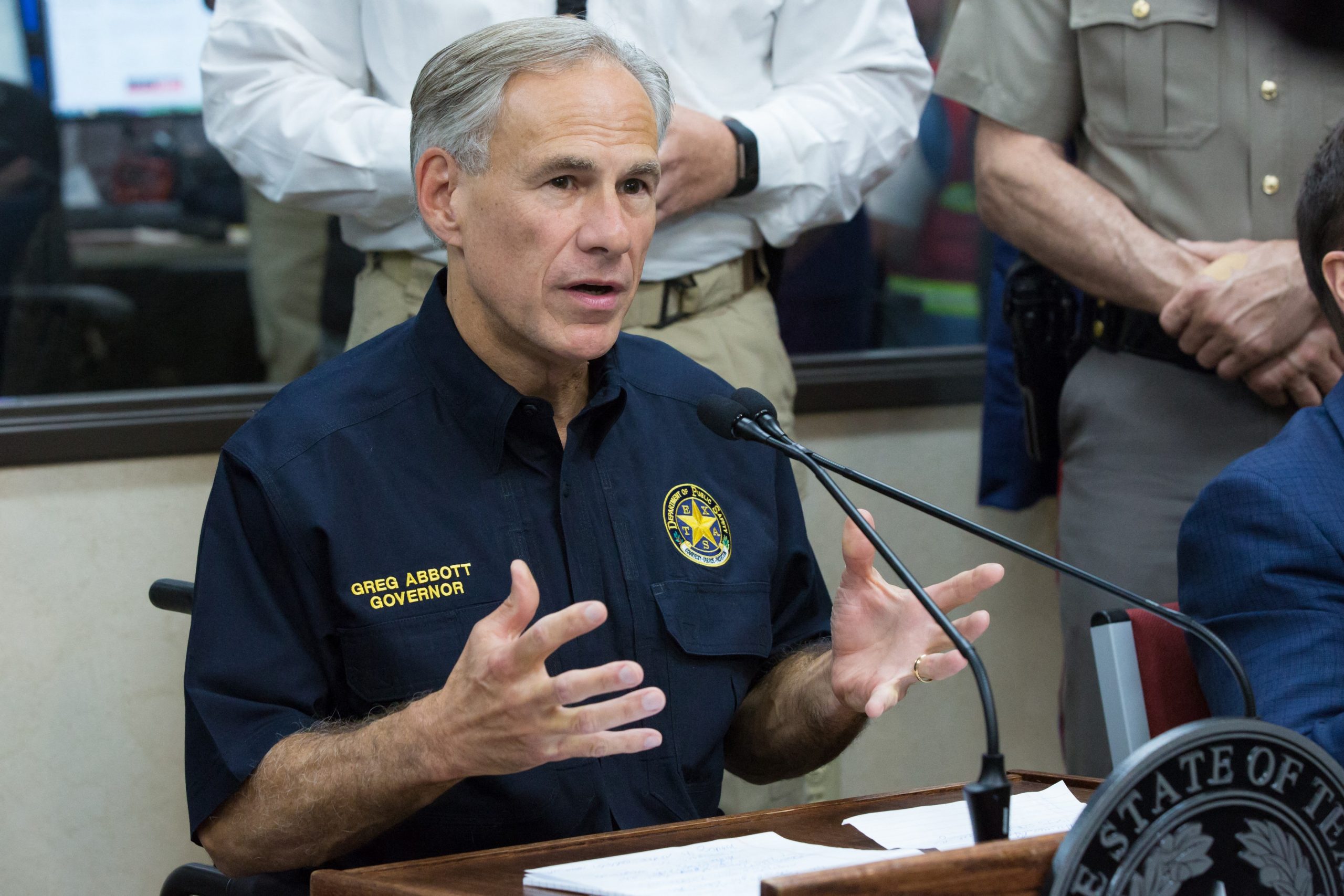 Cazurile de Covid-19 din Texas continuă să scadă, la 3 săptămâni de la eliminarea restricțiilor. Afacerile funcționează la capacitate maximă