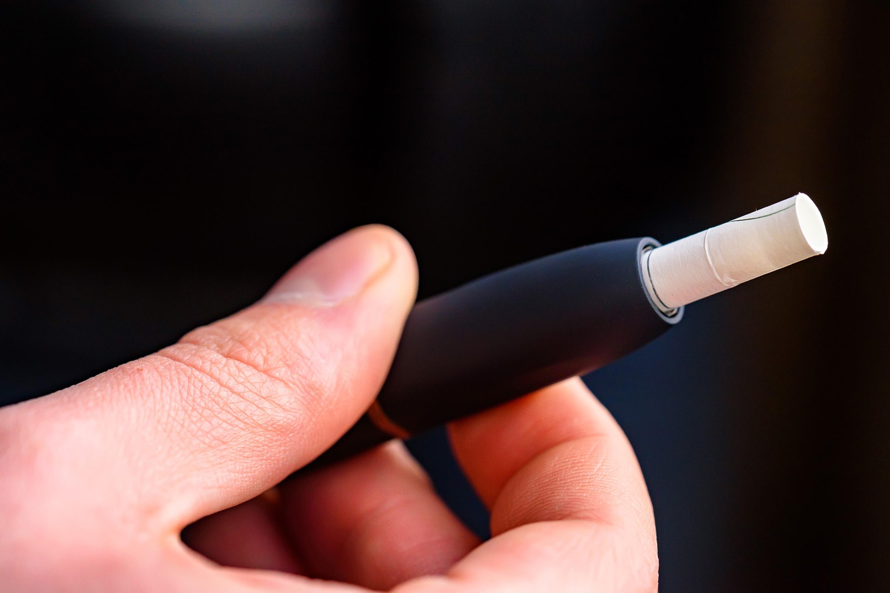 Cum se reinventează un business cu o istorie de 174 de ani: Philip Morris, producătorul Marlboro și IQOS, a ieșit la cumpărături: 2 miliarde de dolari pentru achiziția a două companii farma