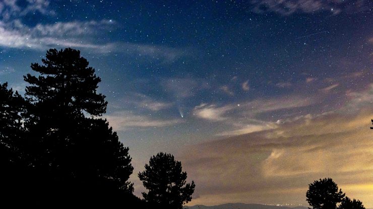 Un asteroid de dimensiuni mari va trece astăzi pe lângă Pământ la o viteză neobișnuit de mare. NASA spune că nu există niciun pericol