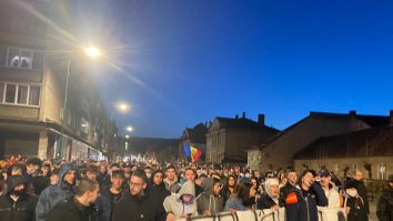 AUR: „România e în stradă. Nu este un protest AUR, este România care se răscoală”