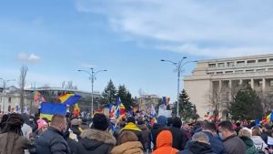 VIDEO. Proteste împotriva restricțiilor, în București și în mai multe orașe mari din țară