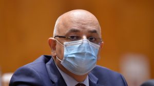 De ce se închid magazinele la ora 18.00 când rata de incidență este mare. Explicația dată de Raed Arafat