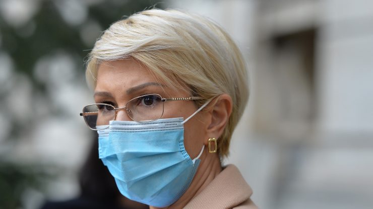 Ministrul Muncii, despre salariile din mediul privat: „Sunt foarte mulți care muncesc de dimineața până seara și nu le ajung banii”