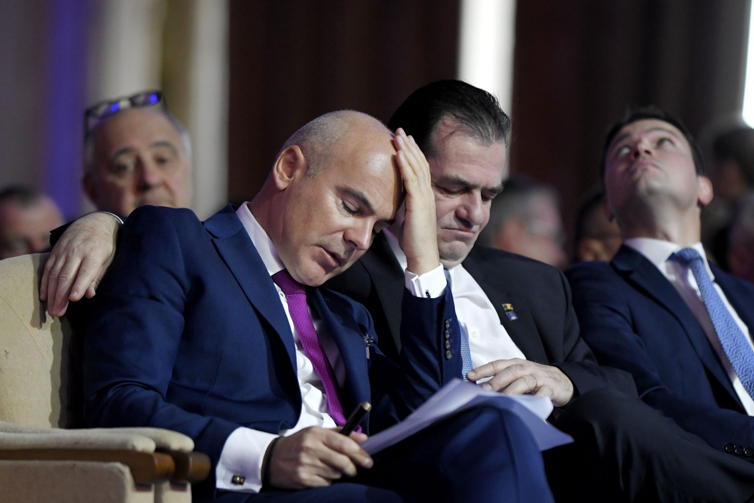 Rareş Bogdan îl ironizează pe Ludovic Orban: E un fel de sfânt