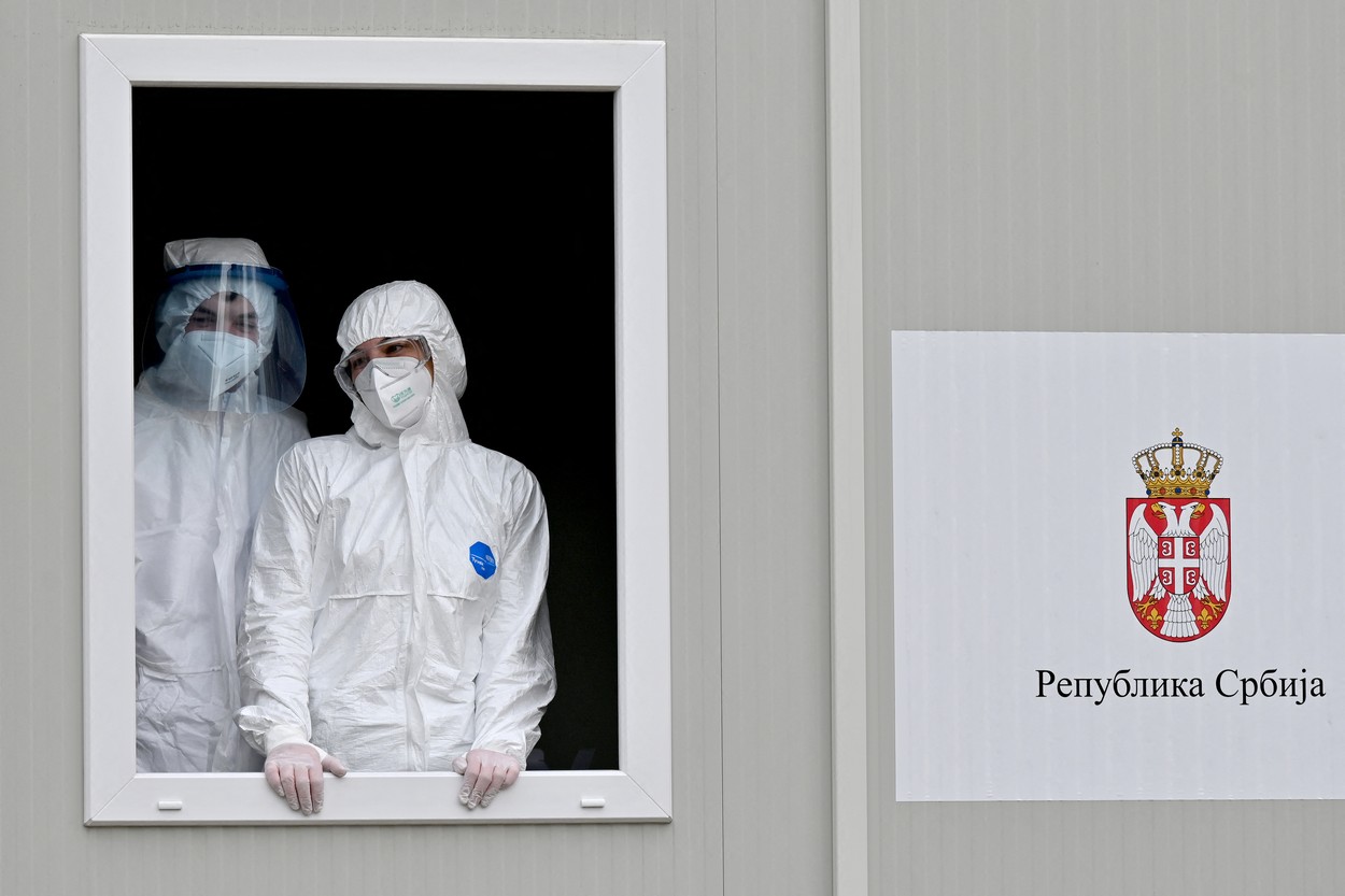 Serbia, din nou în lockdown parțial. Doar magazinele alimentare, farmaciile și benzinăriile rămân deschise