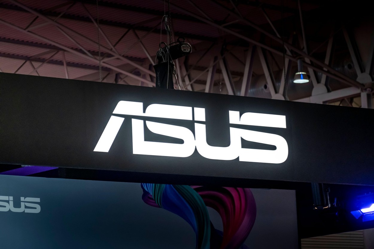 ROG 5, noul telefon pentru gaming lansat de Asus. Este mai puternic decât un laptop