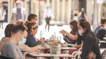 Liber la distracție în Timișoara. Terasele din centrul orașului au fost pline