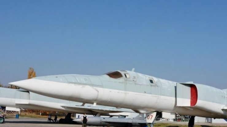 Trei militari ruşi au murit după ce au fost catapultaţi accidental dintr-un bombardier strategic
