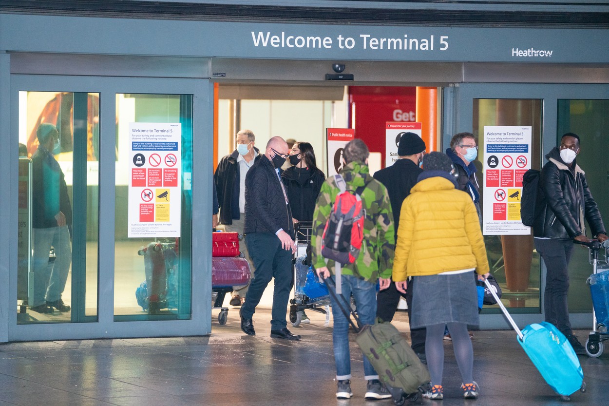 Germania amână testarea obligatorie pentru coronavirus pe aeroporturi. Motivul invocat de autorități