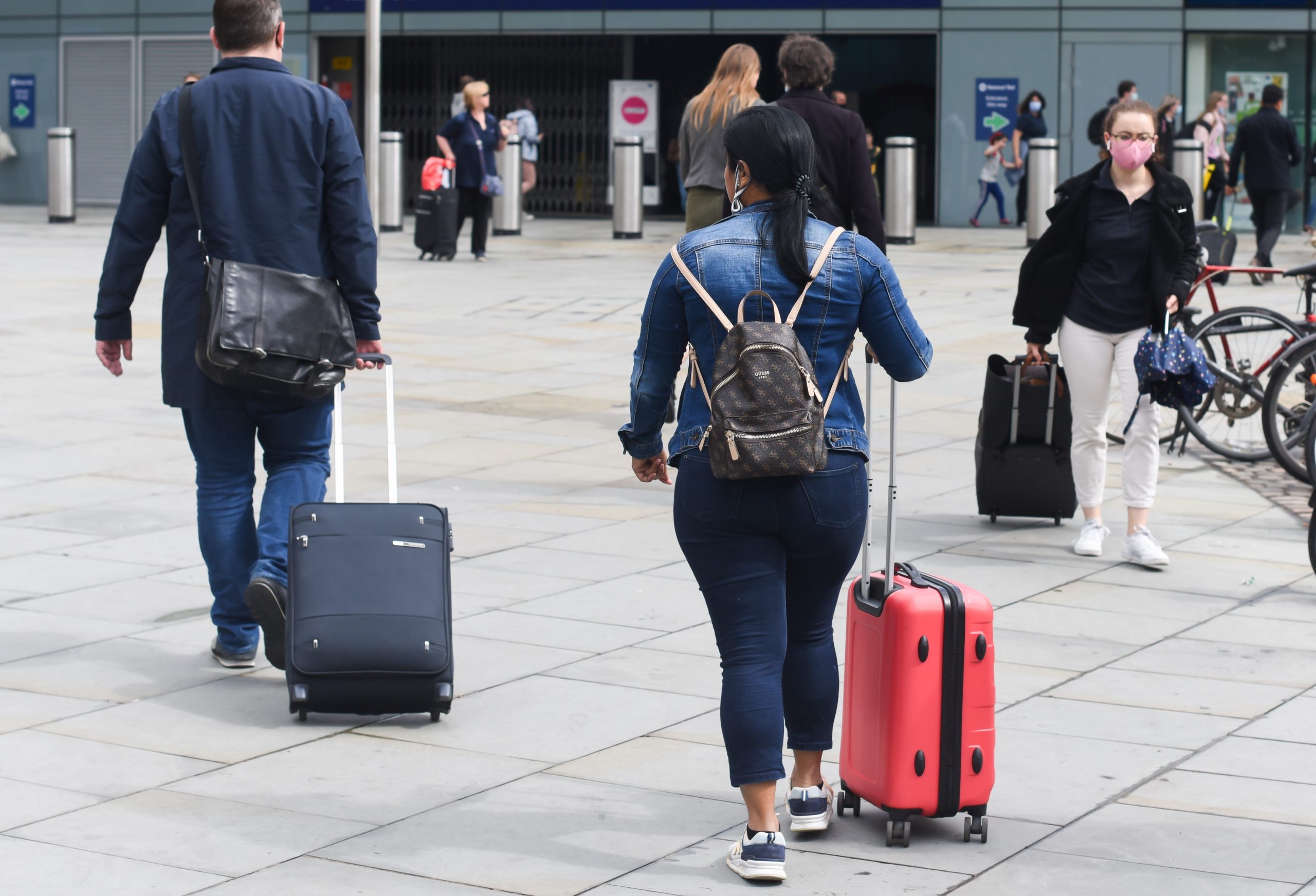 Val de anulări de vacanțe după includerea unor țări pe lista galbenă. ANAT: Incoming-ul românesc riscă să rămână în moarte clinică