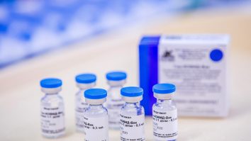 Agenția Europeană pentru Medicamente: „Nu cumpărați vaccin din Rusia înainte să îl evaluăm”