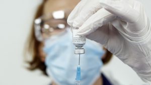 Liste de așteptare pentru vaccinare anti-Covid, anunțate de Gheorghiță