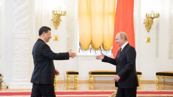 Rusia și China cer un summit ONU și îndeamnă celelalte țări să nu se amestece în treburile lor interne