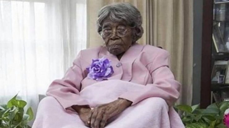 A murit cea mai bătrână persoană din Statele Unite. Avea 116 ani şi 108 strănepoţi