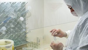 În Italia au fost descoperite 16 persoane cu super-imunitate la Covid-19. Explicațiile specialiștilor