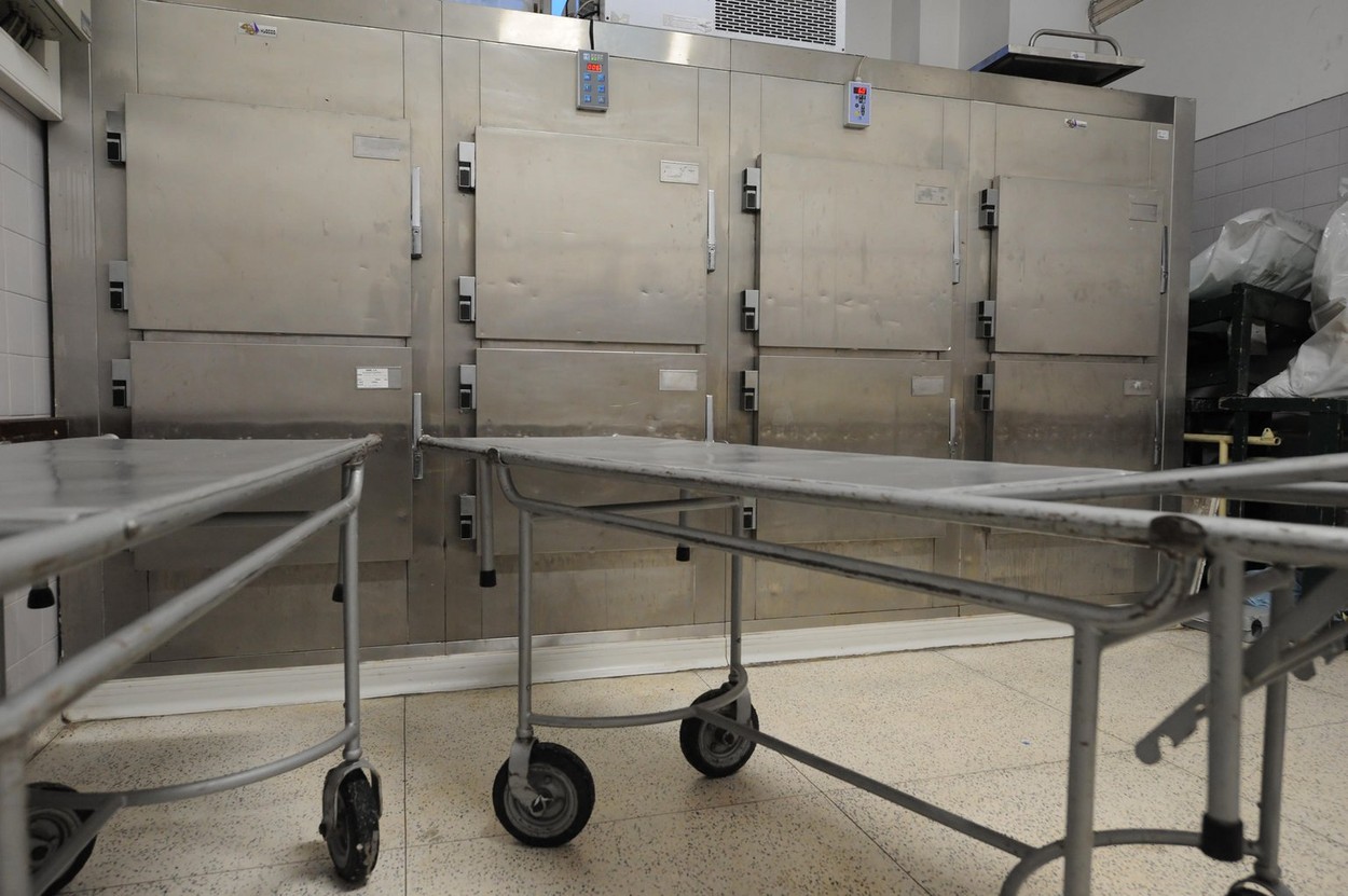 Medicul legist al cazului de la Pitești: Moartea fost violentă, bărbatul a murit asfixiat. Doi polițiști au fost reținuți