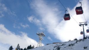Noile restricţii afectează turismul montan. Mulţi turişti îşi anulează rezervările de la munte