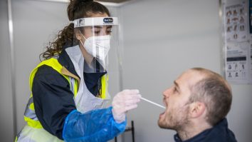 Dacă mergi în UK vei avea nevoie de un test COVID indiferent dacă ești sau nu vaccinat