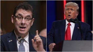 CEO-ul Pfizer dezvăluie unul dintre motivele pentru care Donald Trump și-ar fi dorit un vaccin anti-COVID într-un timp foarte scurt