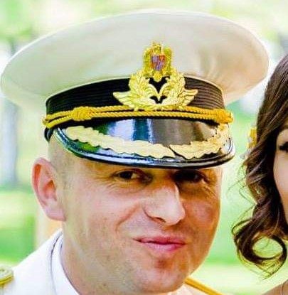 Cine este pilotul care se afla la manșa avionului MiG-21 prabușit lângă Reghin?