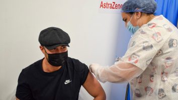 Mihai Bendeac s-a vaccinat cu AstraZeneca: Am ales să mă vaccinez cu cel mai puțin dorit vaccin în acest moment