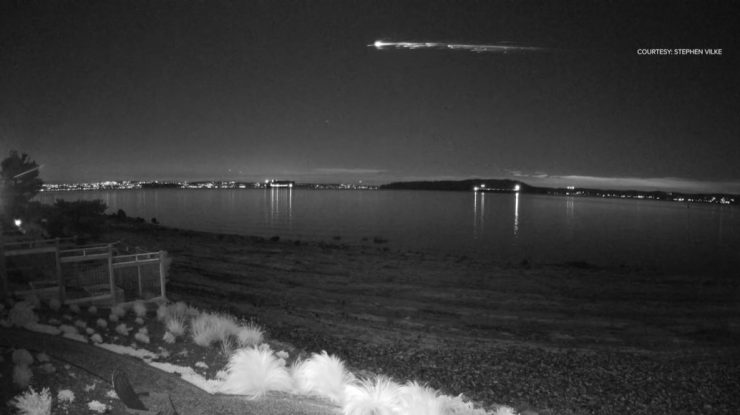 VIDEO. Un obiect din spațiu s-a prăbușit în curtea unui bărbat