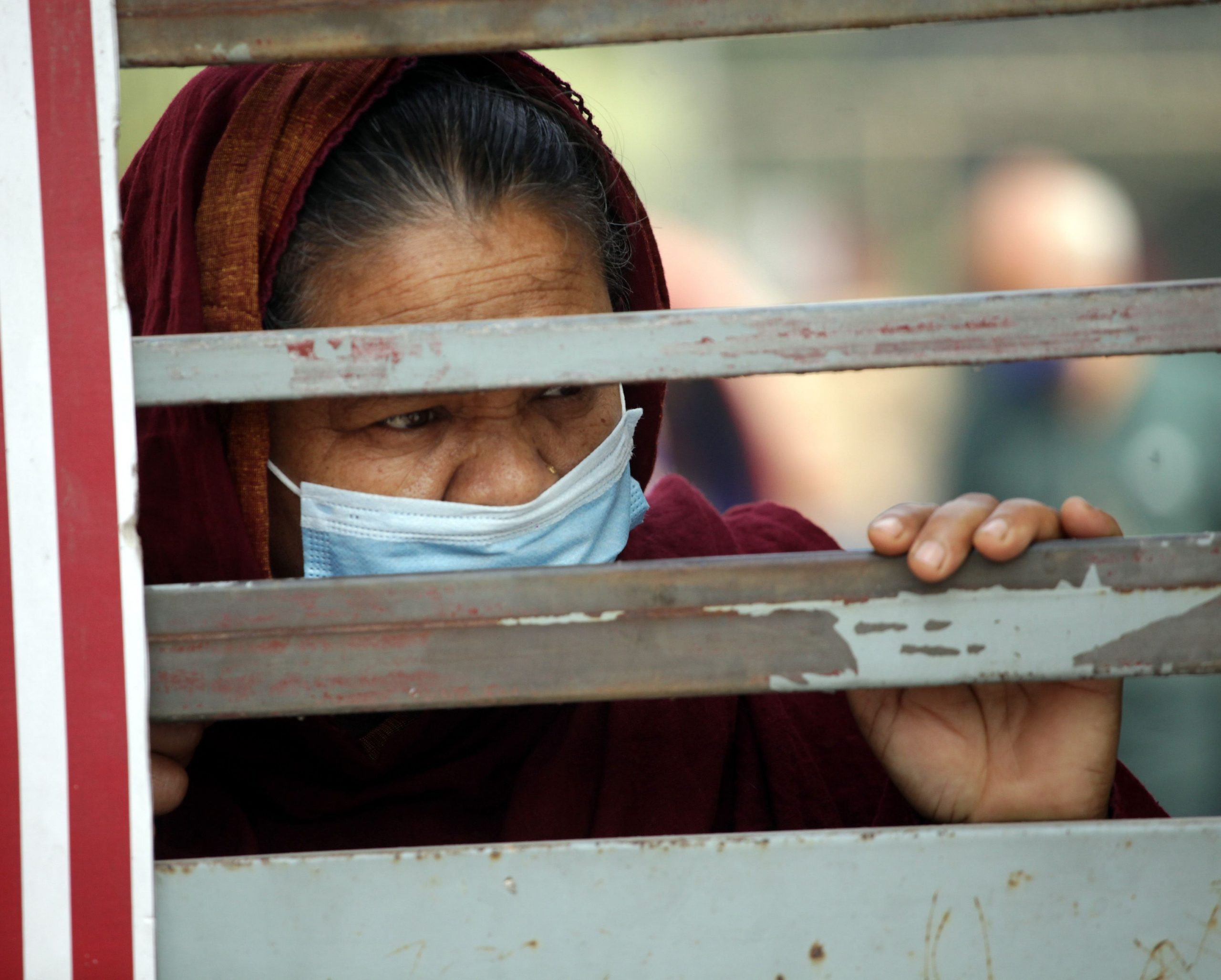 Record de îmbolnăviri cu coronavirus în India: Peste 100.000 de cazuri noi în ultimele 24 de ore. Ce restricții au impus autoritățile