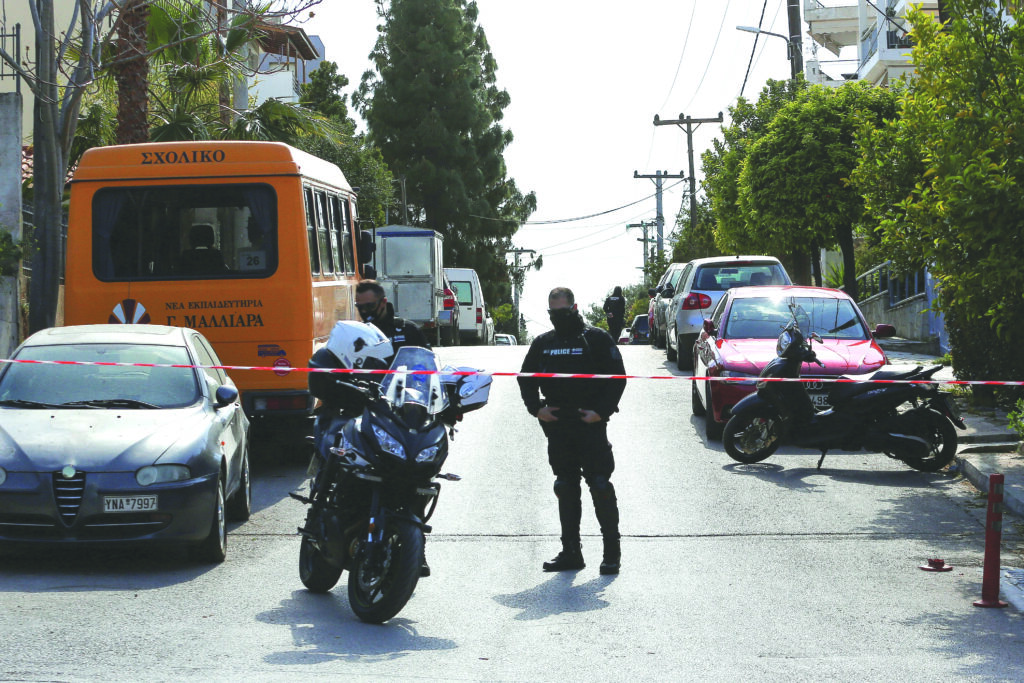 Un jurnalist de investigaţie a fost asasinat în fața casei, la periferia orașului Atena. Guvernul Greciei se declară "şocat"
