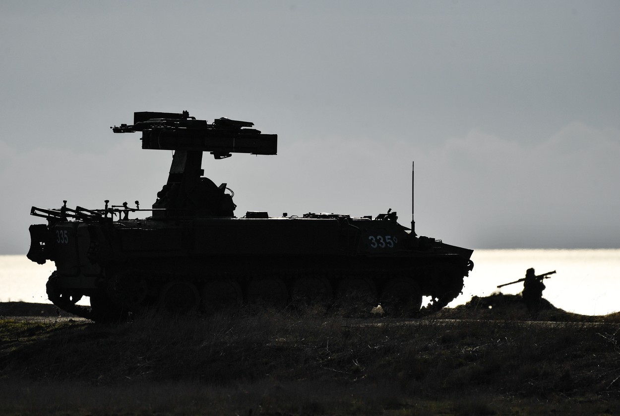 VIDEO. Moscova a trimis mii de soldați și armament la frontiera cu Ucraina. Lumea se teme de un război nimicitor