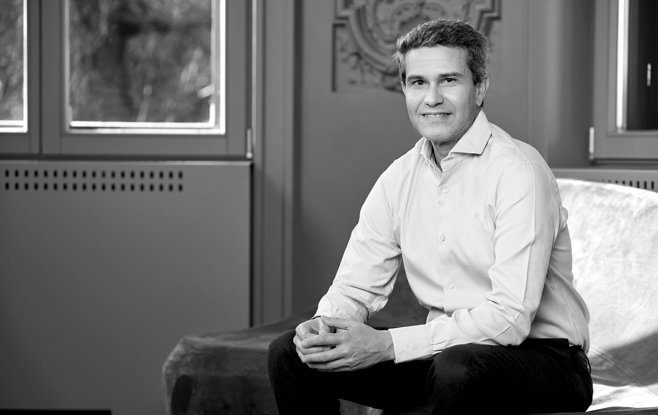 Noul CEO al Philip Morris România anunță că misiunea sa este „o țară fără fum de țigară”