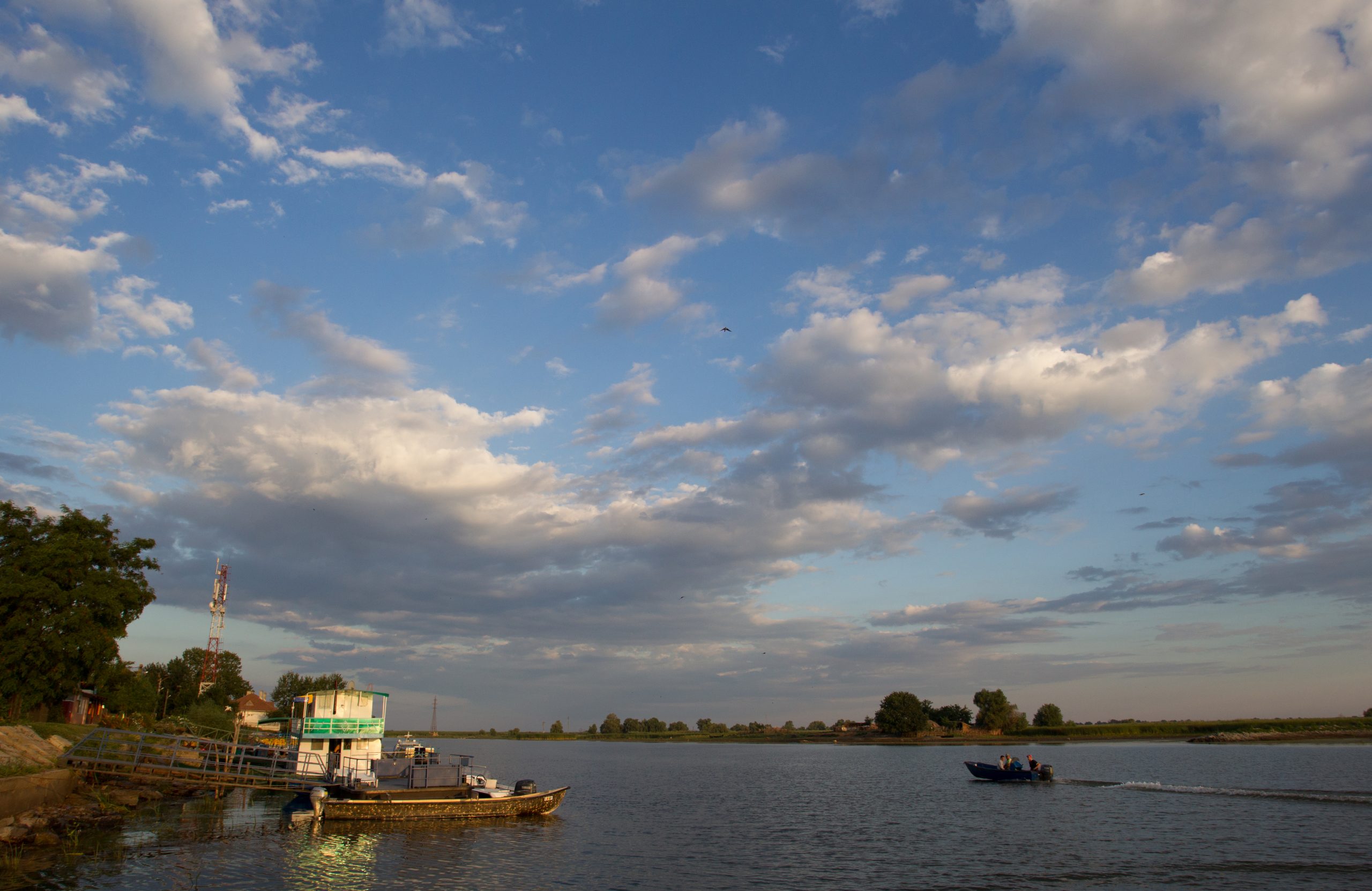 Vacanţă în Delta Dunării. Cât costă un sejur şi care sunt principalele atracţii