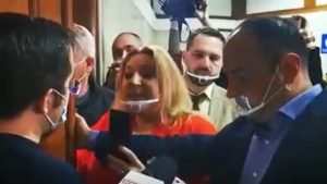 Diana Șoșoacă, un nou scandal în Parlament. Senatoarea a sunat la 112 și a spus că a fost „bruscată și lovită“. VIDEO