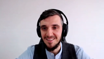 Laurențiu Mihai, antreprenorul și trainerul de educație financiară care te învață cum să gestionezi banii și cum să investești la bursă. Ce sfat le oferă românilor