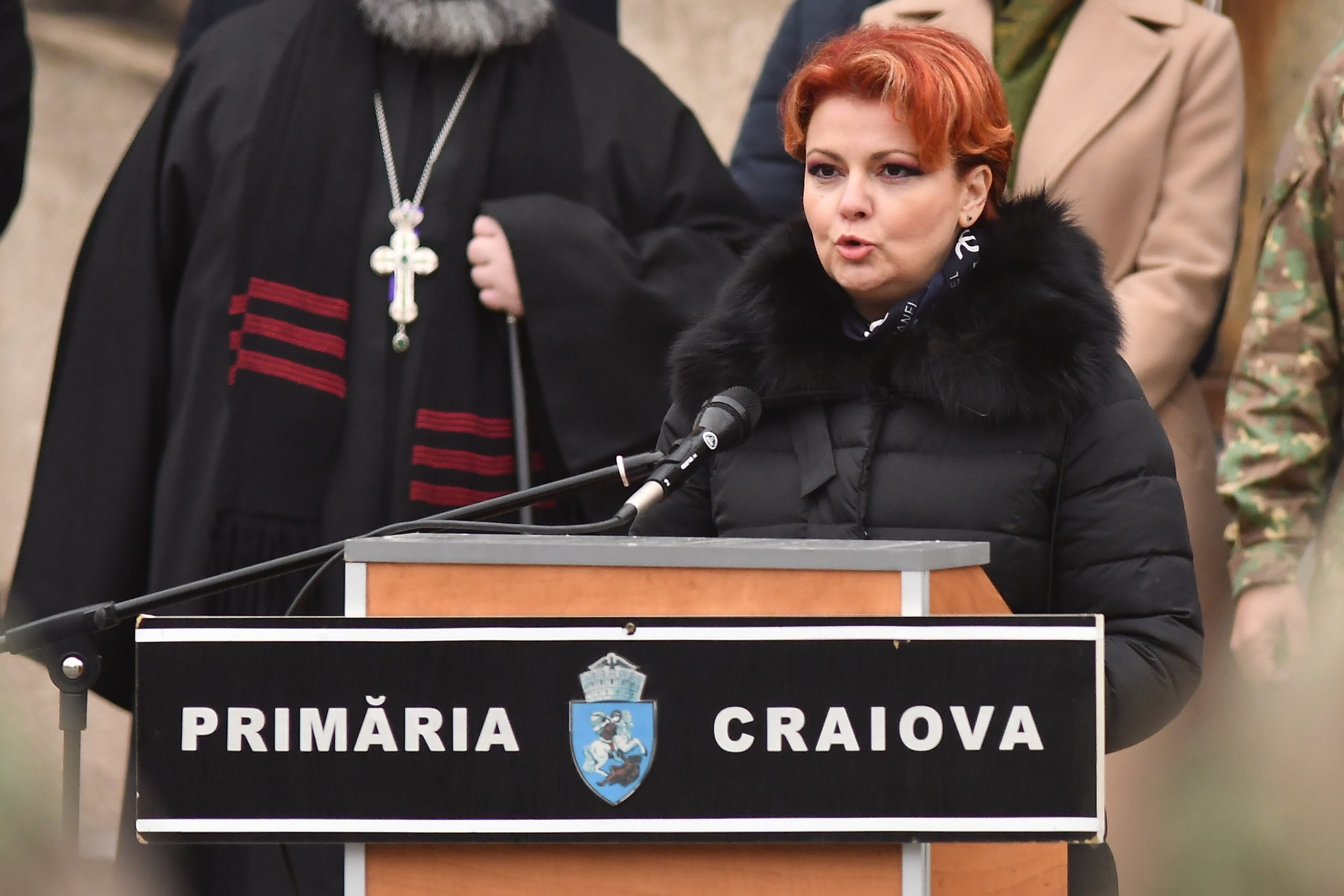 Primarul Craiovei Olguţa Vasilescu vrea să închidă un centru de vaccinare cu AstraZeneca. Care este motivul