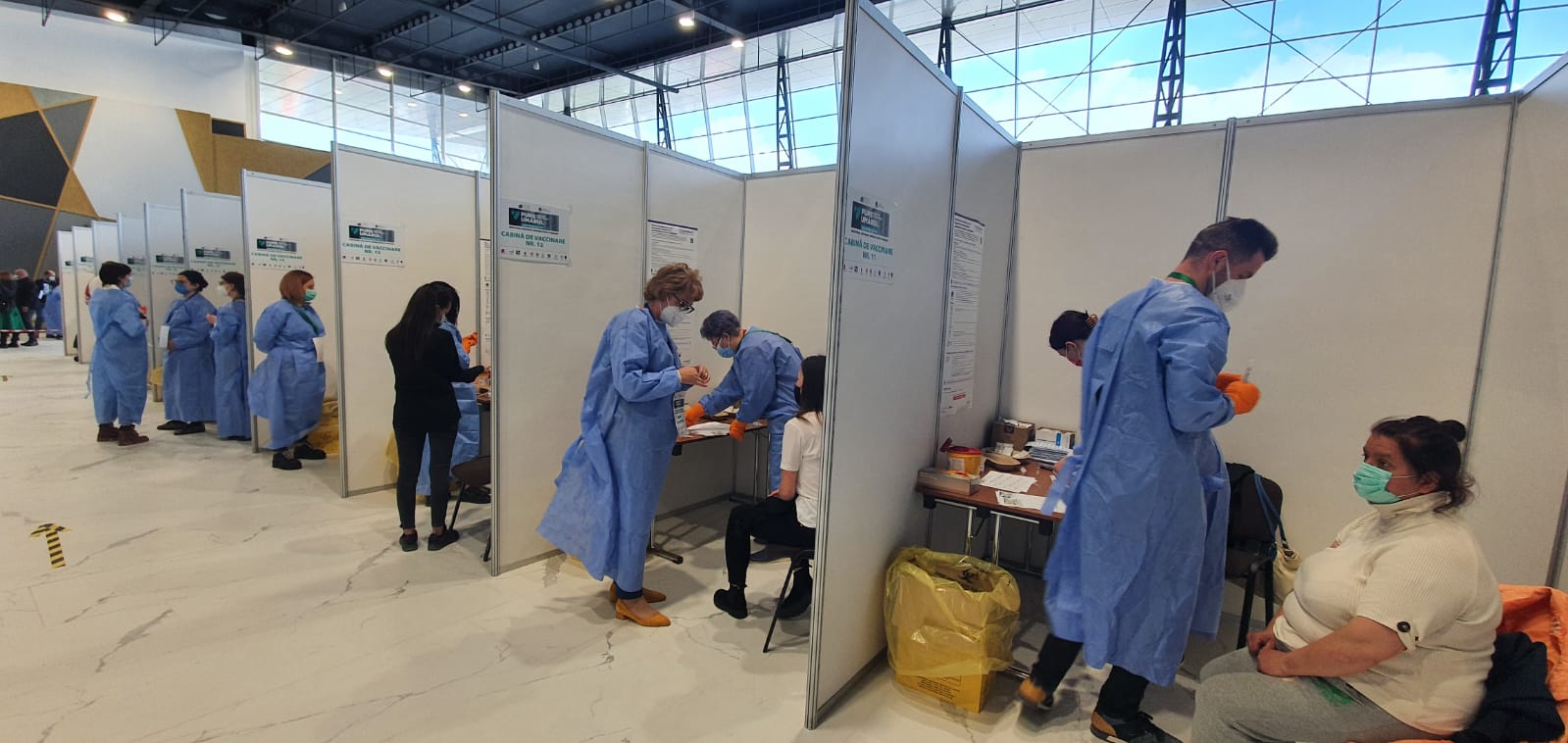 Maratonul vaccinării de la Timișoara a debutat cu succes. Numărul persoanelor imunizate până în prezent