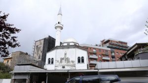 Mai mulţi răniţi, în urma unui atac comis într-o moschee din capitala Albaniei
