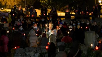 Cele trei reguli pe care trebuie să le respecți în noaptea de Înviere. Precizările lui Florin Cîțu