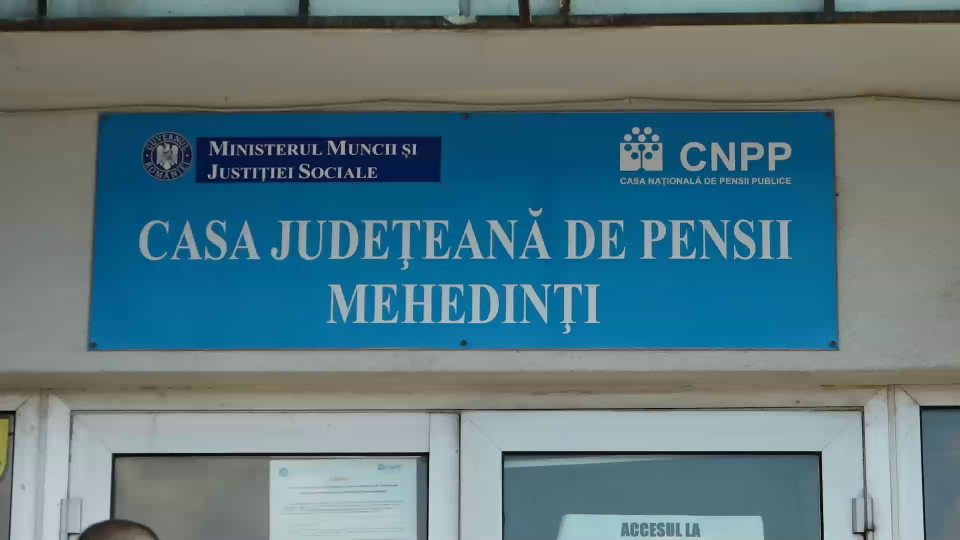 Ministerul Muncii verifică toate dosarele de pensii, după ce 7.000 de pensionari din Mehedinți ar fi primit bani ilegal