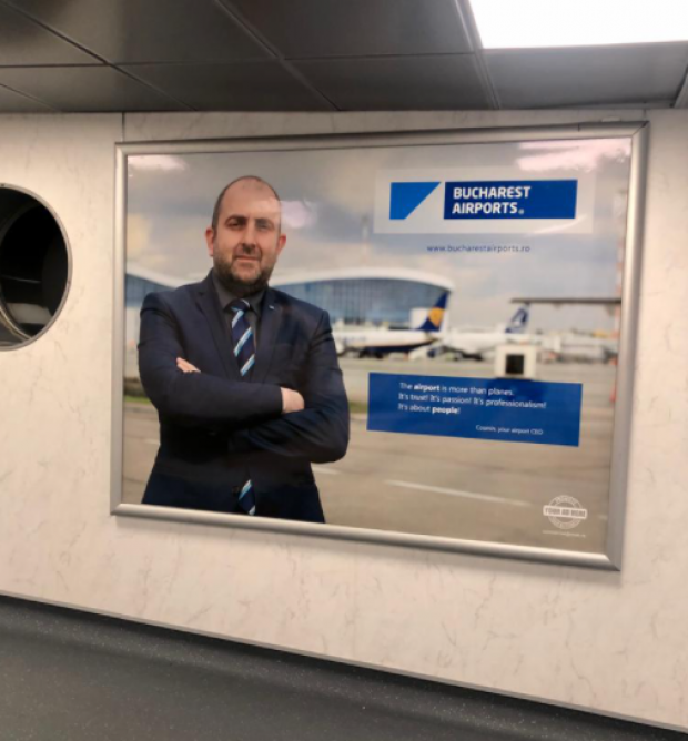 Amintiri din Epoca de Aur: Portretul directorului Companiei Aeroporturi București a fost afișat pe panourile de la Otopeni. „Toate aeroporturile mari își promovează oamenii”