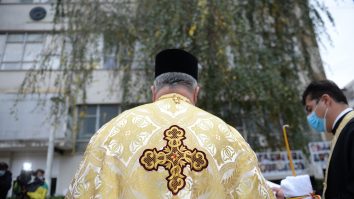 BOR, despre schimbarea regulilor la înmormântări: „Modificarea unei legi draconice a devenit imperios necesară“