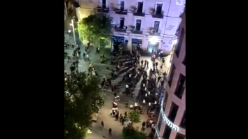 Protestele s-au transformat în confruntări violente în Ierusalim: „Moarte arabilor” contra „Allahu Akbar”