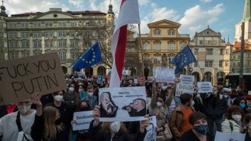 Tensiune la Kremlin. Mii de protestatari au ieşit pe străzile Moscovei pentru a cere eliberarea lui Navalnîi