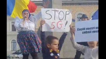 Senatoarea Șoșoaca, vedeta protestului de la Cluj Napoca: „Stop 5G! Până la finalul anului vor să dezintegreze România”