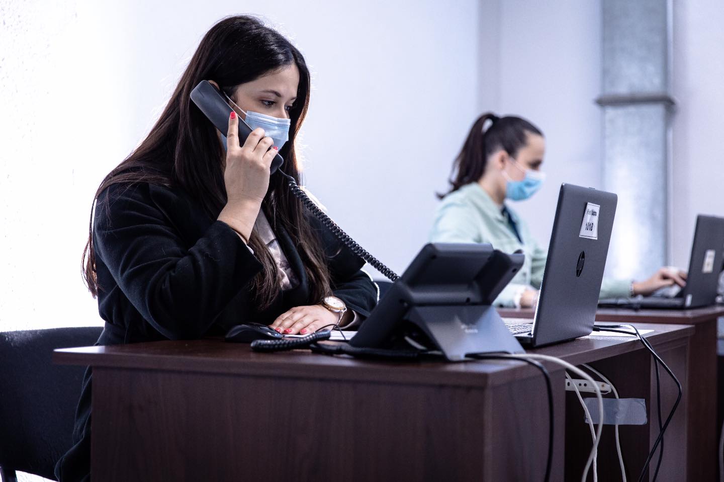 Raport STS, pe anul 2020: 4,4 milioane de apeluri la 112 din greșeală sau pentru a face farse