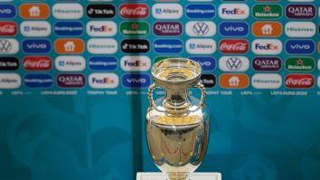 Trofeul UEFA EURO 2020, transportat de urgență la Budapesta. De ce a cerut UEFA să fie scos din România