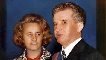 Detalii neștiute despre Elena Ceaușescu: Spăla în fiecare seară lenjeria intimă a ei și a dictatorului. Abia apoi o trimitea la curățătorie