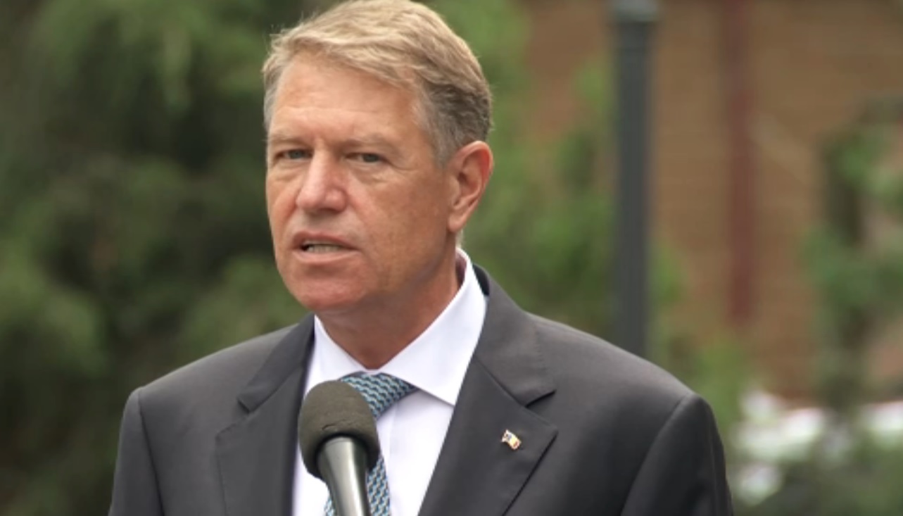 Președintele Iohannis, prima apariție publică fără mască. VIDEO