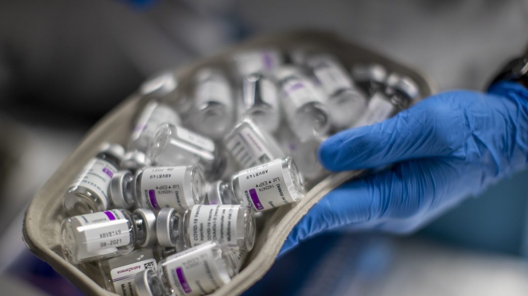 SUA vrea ca reţeta vaccinurilor anti-Covid să fie la liber. Ţările în curs de dezvoltare ar putea produce serul