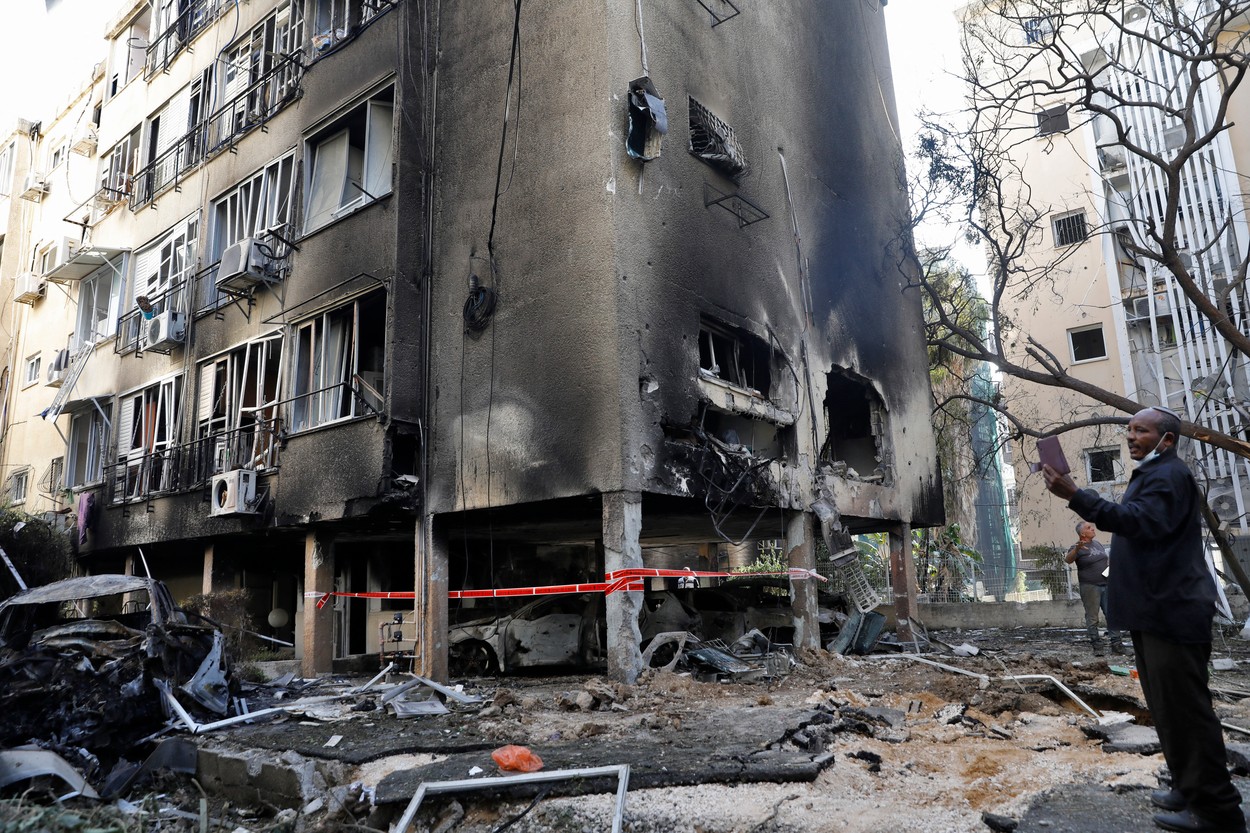 Încă o noapte de foc în Israel. Militanții Hamas au lansat zeci de rachete asupra mai multor zone israeliene