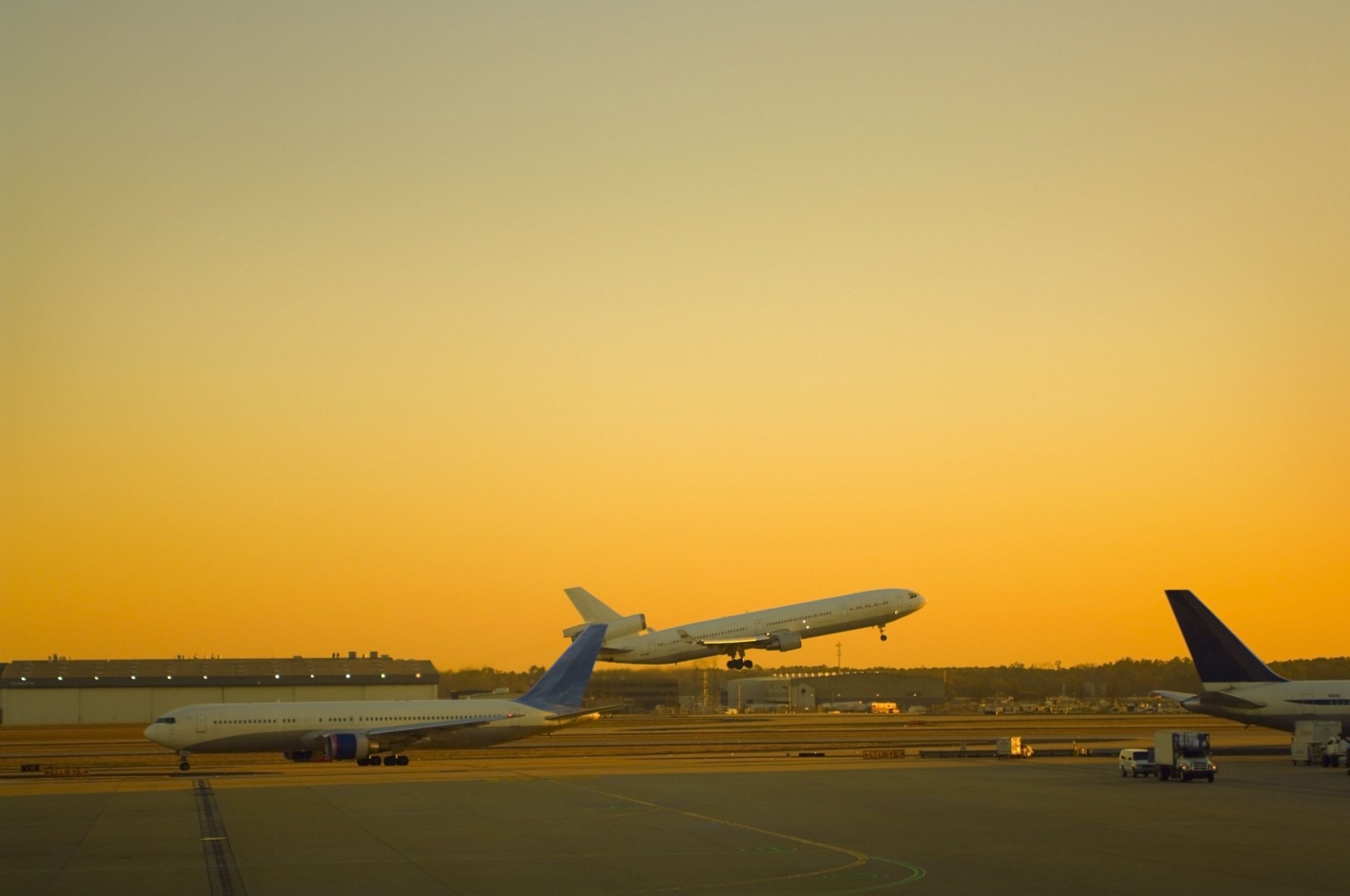 Trei companii aeriene vor devia zborurile care urmau să intre în Belarus. Director Ryanair: „O deturnare sponsorizată de stat”